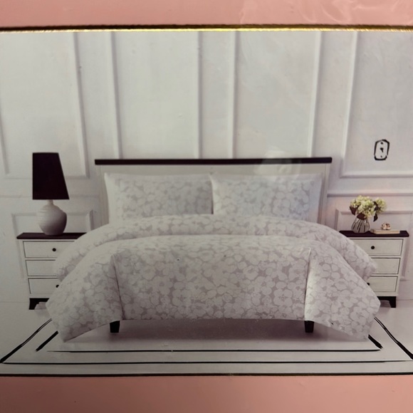 kate spade Bedding Kate Spade Floral Comforter Set Poshmark